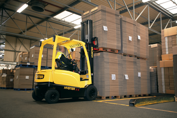 J2.2-3.5XN-Electric-Counterbalanced-Forklift-Truck-App3