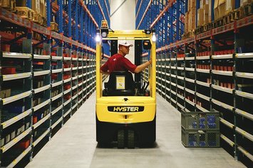 J1.5-2.0XNT-Electric-Counterbalanced-Forklift-Truck-App4